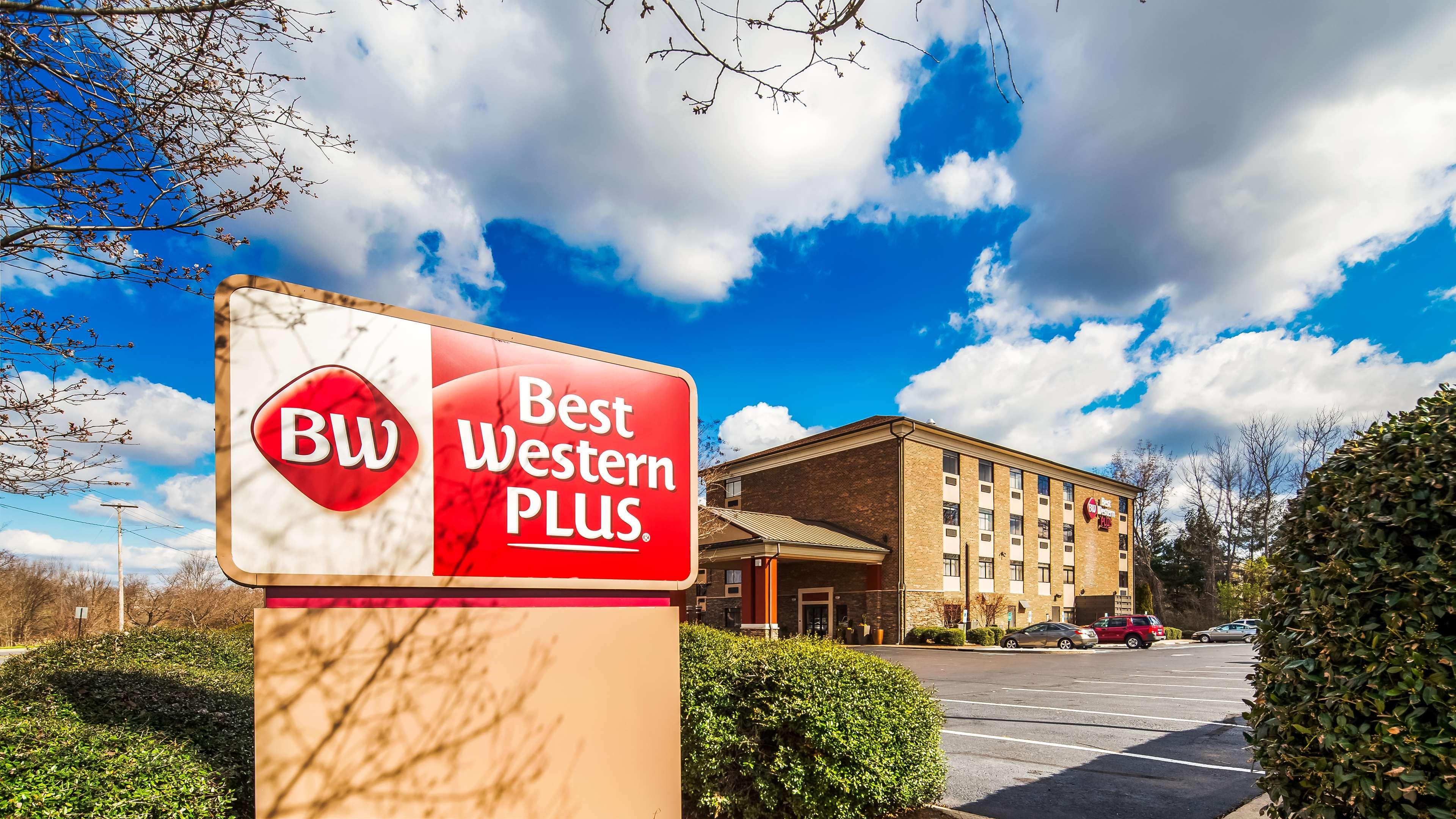 Best Western Plus Pioneer Park Inn Fairbanks Extérieur photo