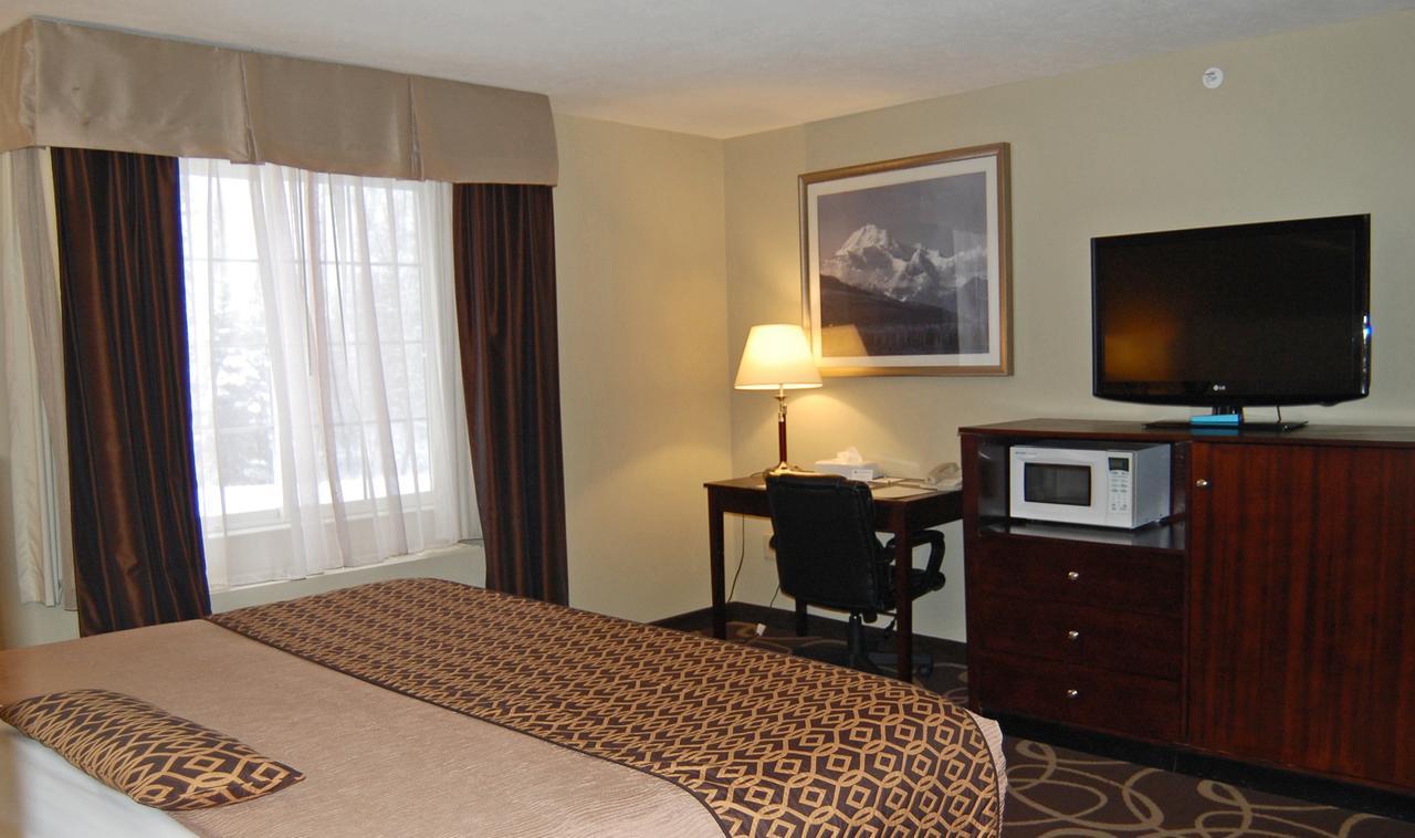 Best Western Plus Pioneer Park Inn Fairbanks Extérieur photo